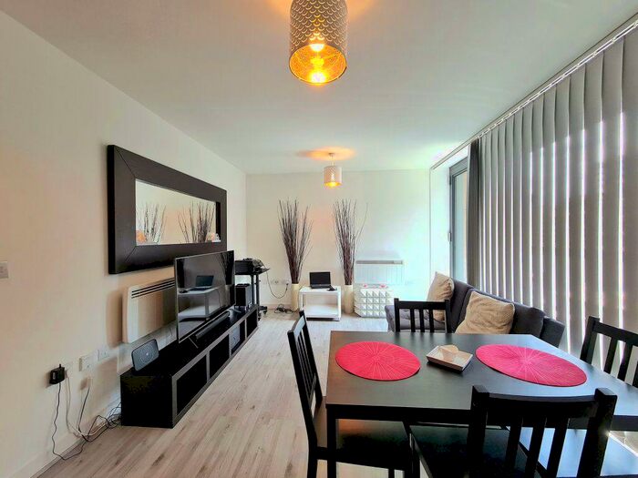 1 Bedroom Flat To Rent In The Sphere-, P18