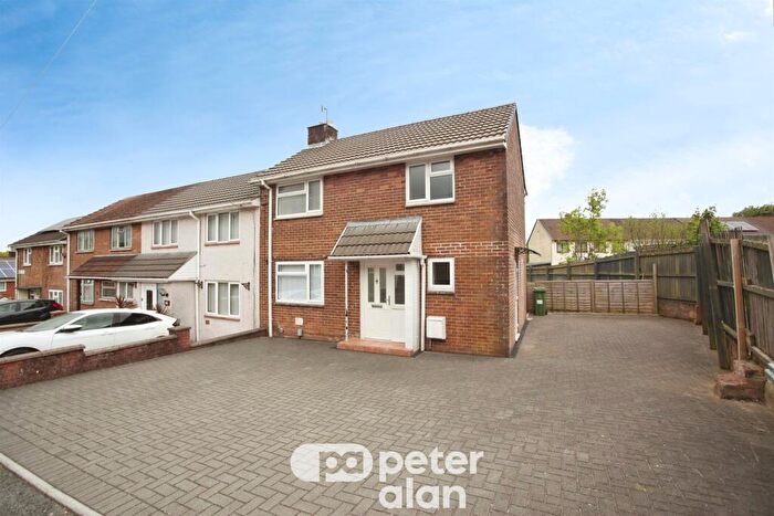 2 Bedroom End Of Terrace House For Sale In Cadoc Road, Pontnewydd, Cwmbran, NP44