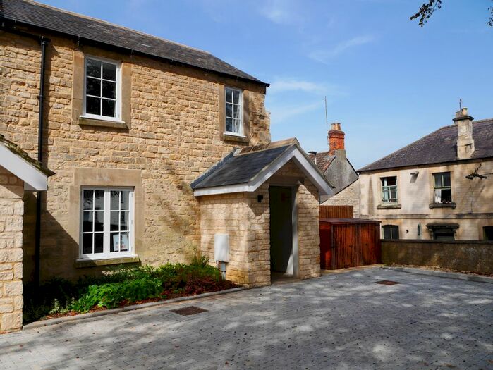 2 Bedroom Cottage For Sale In Woodlands, The Courtyard, Calne, SN11