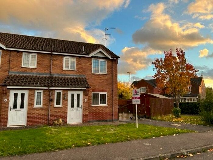 3 Bedroom Semi-Detached House To Rent In Franklin Drive, Spalding, PE11