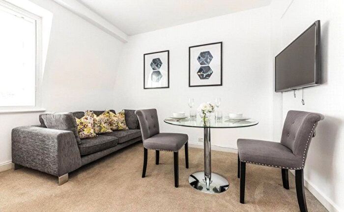 Studio To Rent In Hill Street, Mayfair, London, W1J