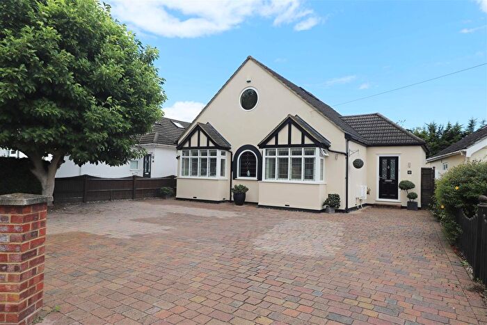 3 Bedroom Detached Bungalow For Sale In Halford Road, Ickenham, UB10