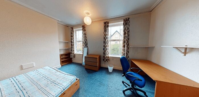 5 Bedroom Terraced House To Rent In Nottingham, NG7