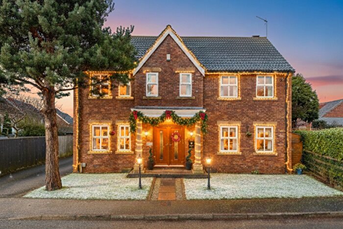 5 Bedroom Detached House For Sale In The Ridings, North Ferriby, HU14