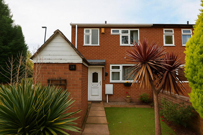 3 Bedroom Town House For Sale In Blake Drive, Loughborough, LE11