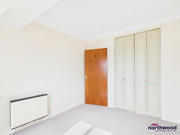 1 Bedroom Flat To Rent In The Avenue, Eastbourne, BN21