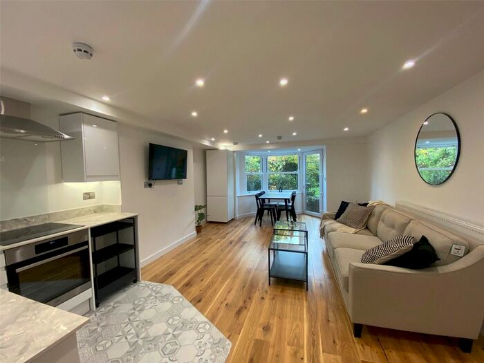 1 Bedroom Flat To Rent In St Ronans Avenue, Redland, Bristol, BS6