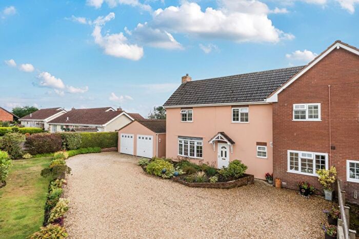 4 Bedroom Semi-Detached House For Sale In Pennymoor, Tiverton, Devon, EX16