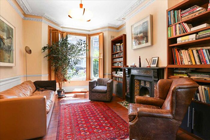 5 Bedroom Terraced House For Sale In Monnery Road, London, N19