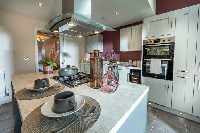 4 Bedroom Semi-Detached House For Sale In Ludgershall, Wiltshire, SP11