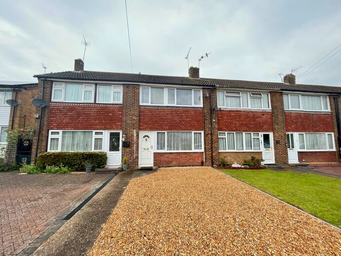 3 Bedroom Terraced House To Rent In Cornwall Road, Chandler's Ford, Eastleigh, SO53