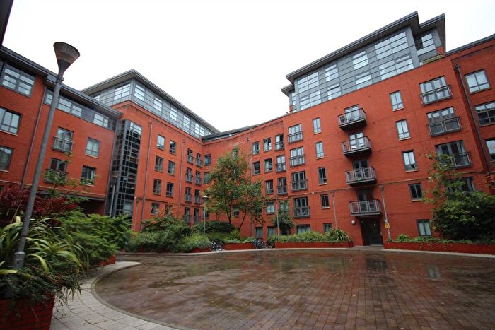 2 Bedroom Flat To Rent In Lake House, Ellesmere Street, Manchester, M15