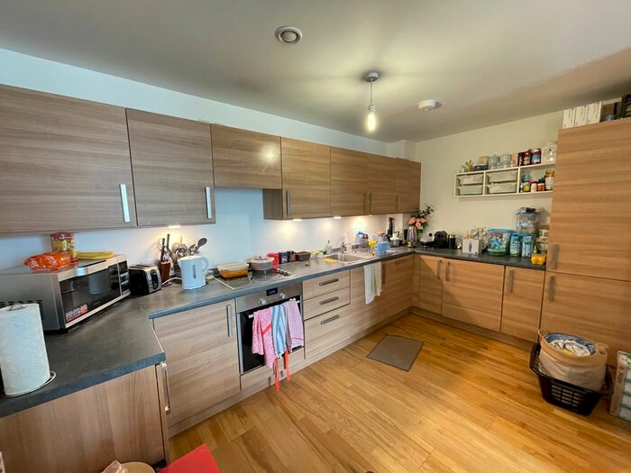 2 Bedroom Flat To Rent In Empire Way, Wembley, HA9