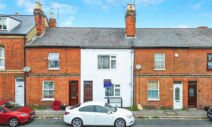 3 Bedroom Terraced House For Sale In Stanley Street, Reading, Berkshire, RG1