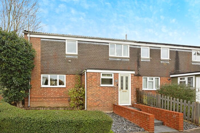 3 Bedroom End Of Terrace House For Sale In Rothbrook Drive, Kennington, Ashford, TN24