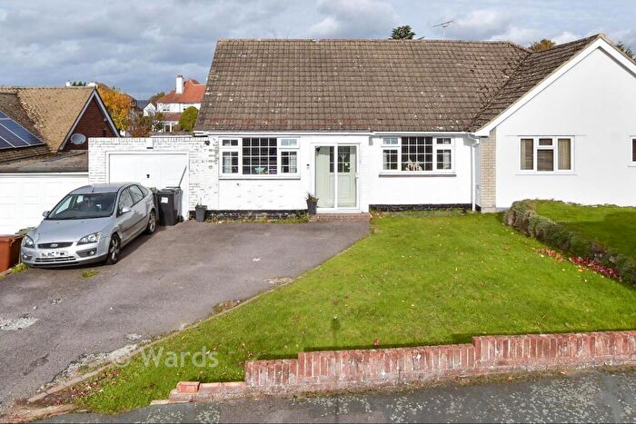 2 Bedroom Semi-Detached Bungalow For Sale In Valley Drive, Maidstone, Kent, ME15