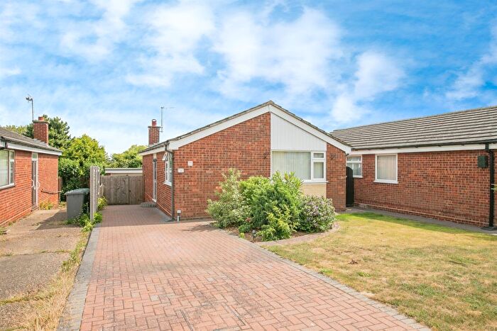 3 Bedroom Detached Bungalow For Sale In Dovedale, Felixstowe, IP11