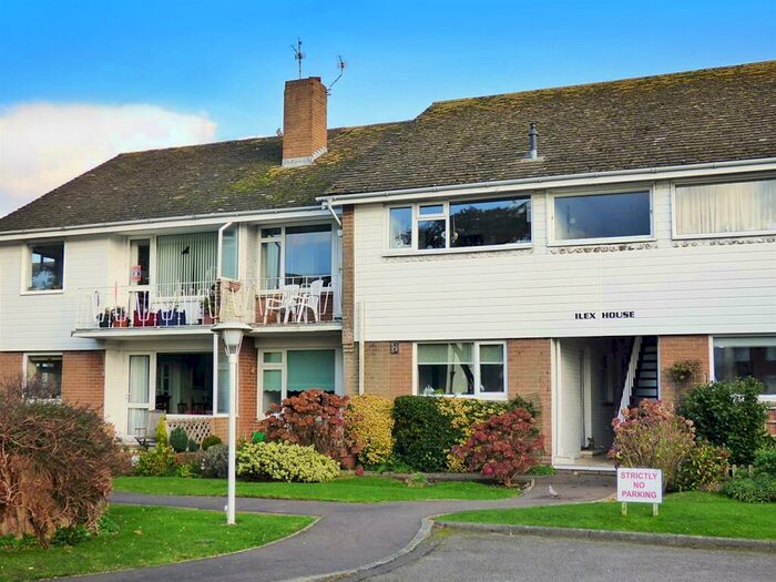 2 Bedroom Apartment To Rent In Cudlow Garden, Rustington, BN16