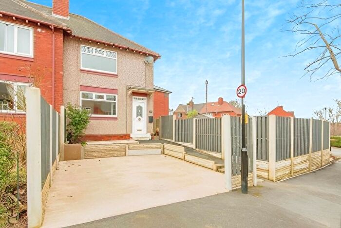 2 Bedroom Semi-Detached House To Rent In Everingham Crescent, Sheffield, South Yorkshire, S5