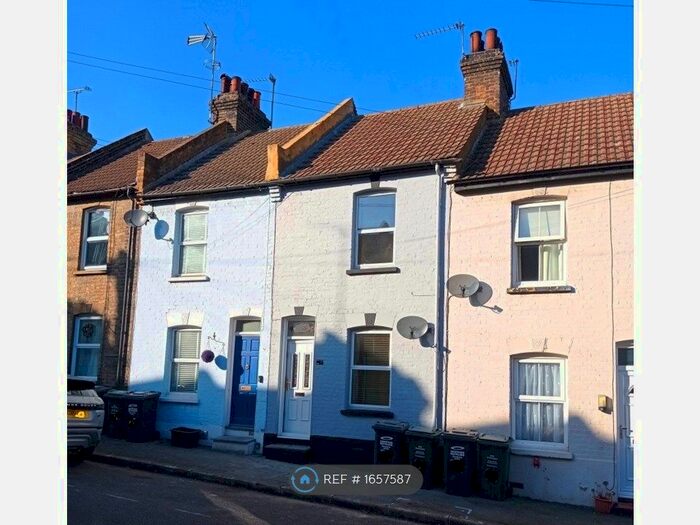 2 Bedroom Terraced House To Rent In Castle Street, Greenhithe, DA9
