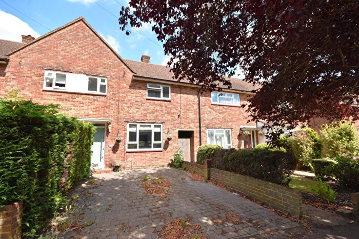 3 Bedroom Terraced House For Sale In Weldon Way, Merstham, Redhill, RH1