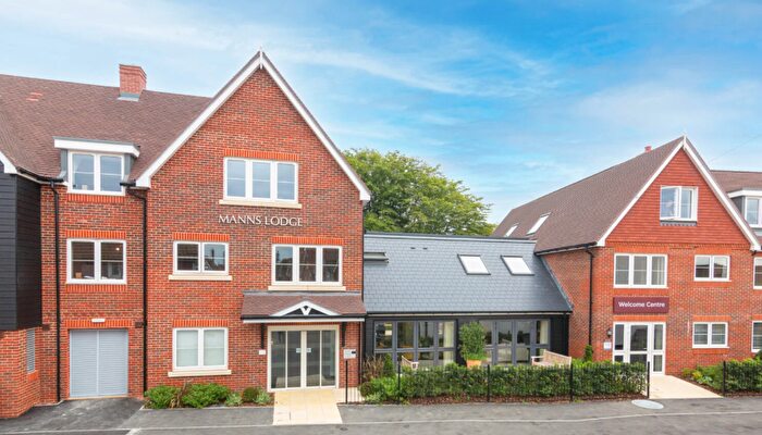 2 Bedroom Retirement Property For Sale In Bed Apartment, Manns Lodge, Cranleigh, GU6