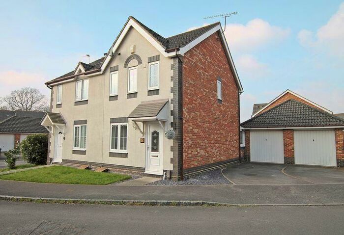 2 Bedroom Semi-Detached House To Rent In Rosemary Gardens, Whiteley, PO15
