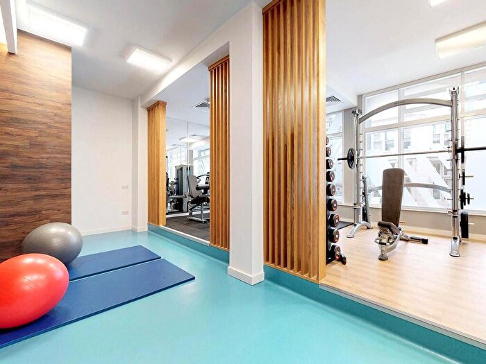 Apartment To Rent In Apt, Gravity Residence #, L2