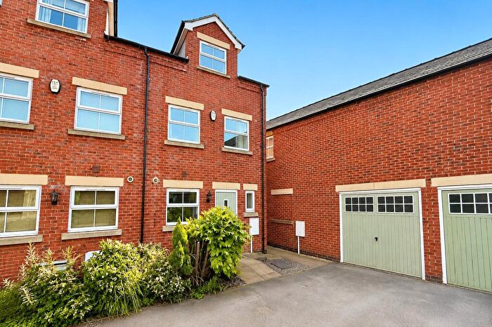3 Bedroom House For Sale In Peak Close, Belper, Derbyshire, DE56