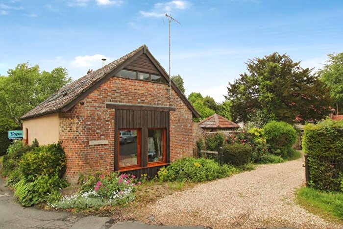 3 Bedroom Detached House For Sale In The Green, Dorchester, DT2