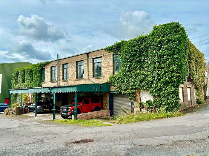 2 Bedroom Property For Sale In House, West Yorkshire, WF14