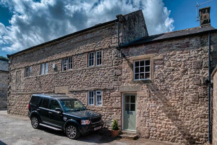 2 Bedroom Flat For Sale In Maisonette, Woodhouse Lane, Winster, DE4