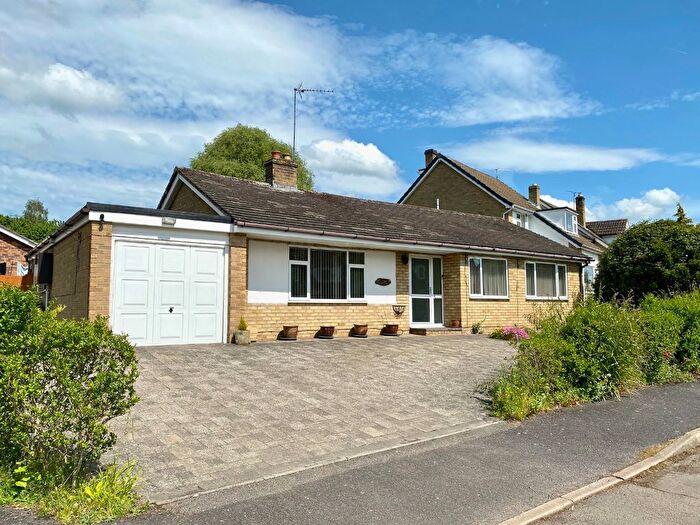 4 Bedroom Detached Bungalow For Sale In Owl End Way, Lower Boddington, NN11