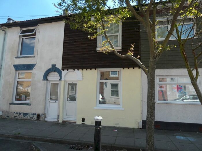 3 Bedroom Terraced House To Rent In Cyprus Road, Portsmouth, PO2