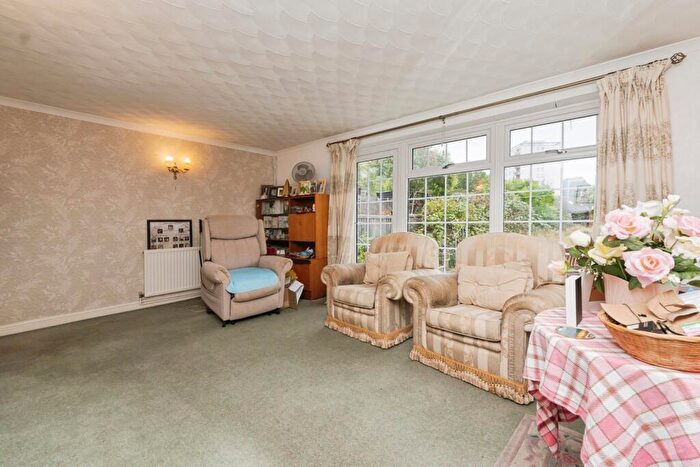 3 Bedroom End Of Terrace House For Sale In Clayfield Road, Bristol, BS4