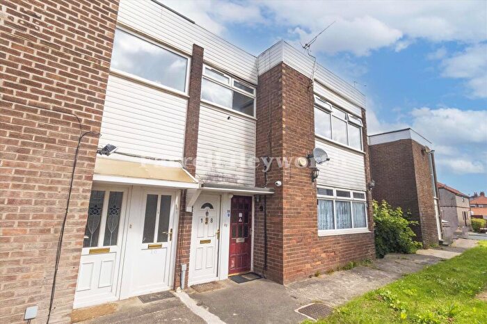 2 Bedroom Flat For Sale In Maple Avenue, Heysham, Morecambe, LA3