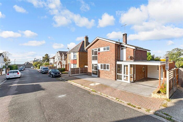 3 Bedroom Detached House For Sale In Pegwell Avenue, Ramsgate, Kent, CT11
