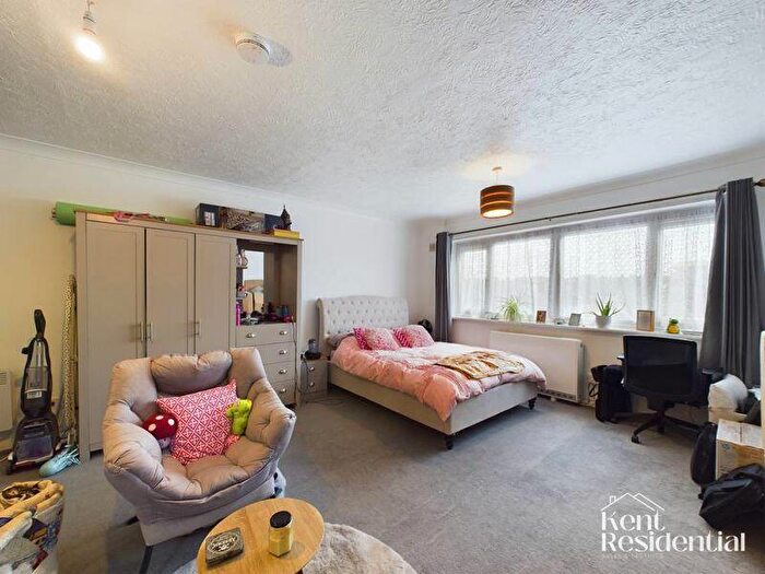 Studio To Rent In Dalton Street, Gillingham, ME7