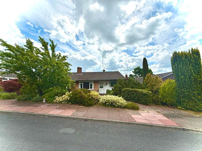 2 Bedroom Semi-Detached Bungalow To Rent In Kendal Park, Tunbridge Wells, TN4