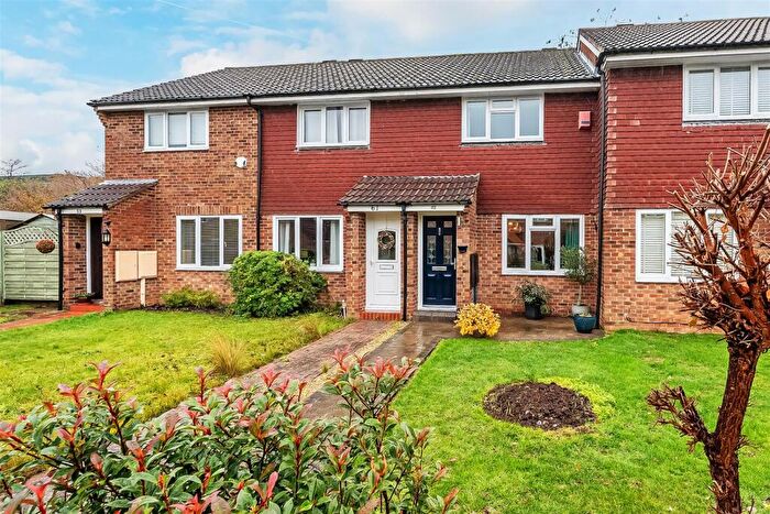 2 Bedroom House For Sale In Tudor Walk, Leatherhead, KT22