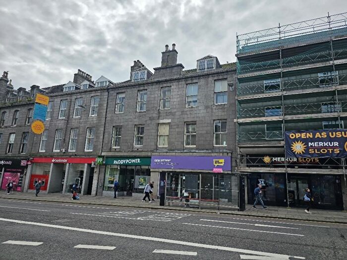 2 Bedroom Flat To Rent In Union Street, Aberdeen, AB11