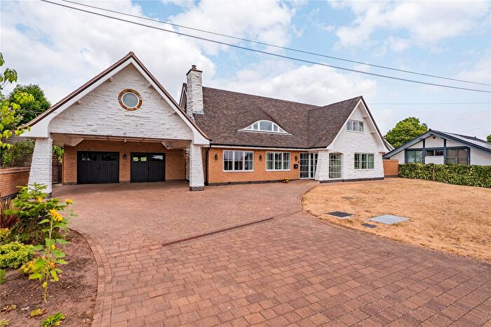 5 Bedroom Detached House For Sale In Chestnut Avenue, Ravenshead, Nottingham, Nottinghamshire, NG15