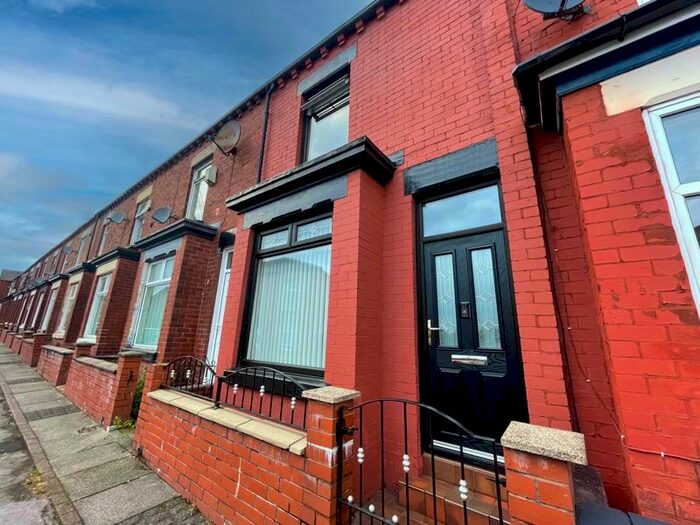 2 Bedroom Terraced House To Rent In Kingsley Street, Halliwell, Bolton, BL1