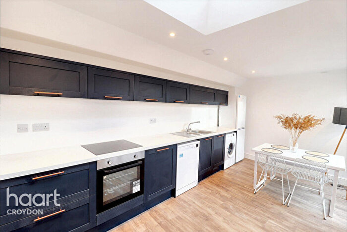 2 Bedroom Semi Detached House To Rent In Stanton Road, Croydon, CR0