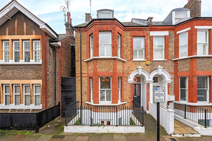 4 Bedroom Semi Detached House To Rent In Lettice Street, London, SW6