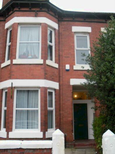 7 Bedroom Semi-Detached House To Rent In Granville Road, Fallowfield, M14