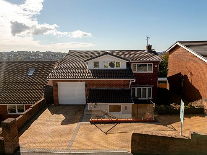 5 Bedroom Detached House For Sale In Trinity View, Caerleon, NP18