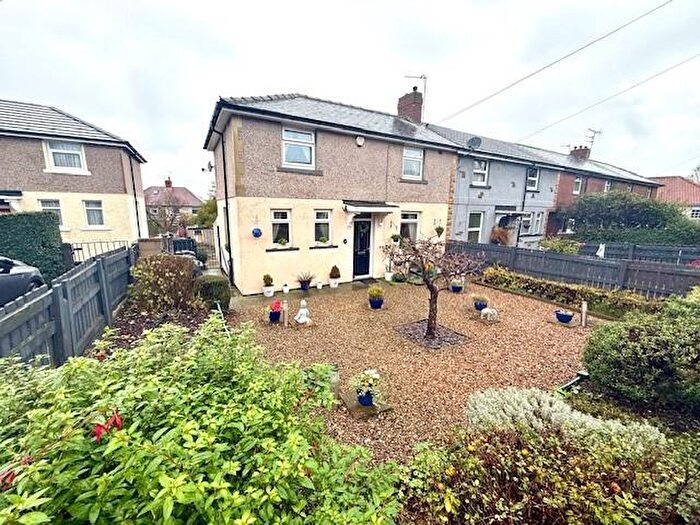 2 Bedroom Semi Detached House For Sale In Amundsen Avenue, Swain House, BD2
