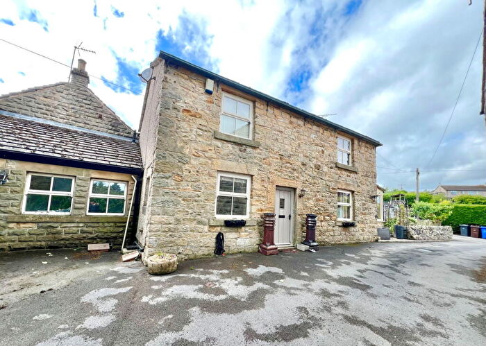 3 Bedroom Cottage For Sale In Langsett, S36
