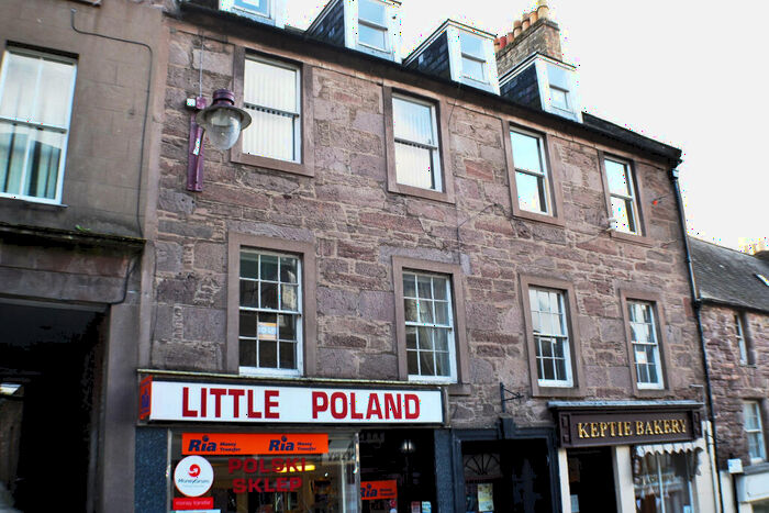 2 Bedroom Flat To Rent In High Street, Brechin, Angus, DD9